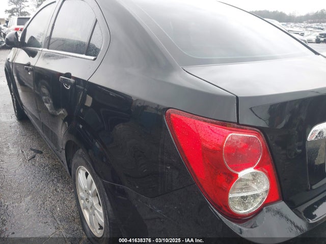 1G1JC5SH4G4125672 Chevrolet Sonic Lt Auto