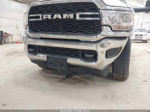 41638536 :رقم المزاد ، 3C63R3GL0NG268447 vin ، 2022 Ram 3500 Tradesman  4x4 8' Box مزاد بيع