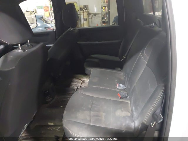 41638536 :رقم المزاد ، 3C63R3GL0NG268447 vin ، 2022 Ram 3500 Tradesman  4x4 8' Box مزاد بيع
