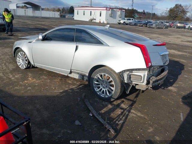 2011 CADILLAC CTS 1G6DM1ED9B0107576 Photo 2