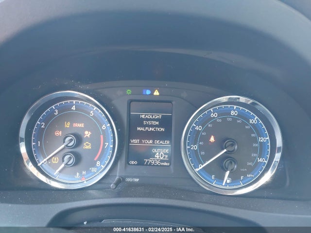 2T1BURHE1HC800955 Toyota COROLLA LE
