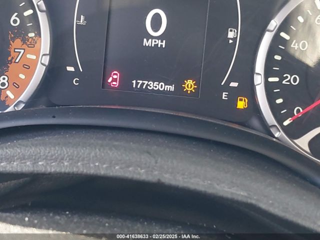 ZACCJBBT0FPB55231 Jeep Renegade Latitude