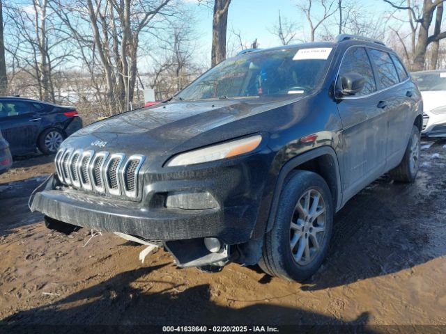 1C4PJLCBXEW123786 Jeep Cherokee Latitude