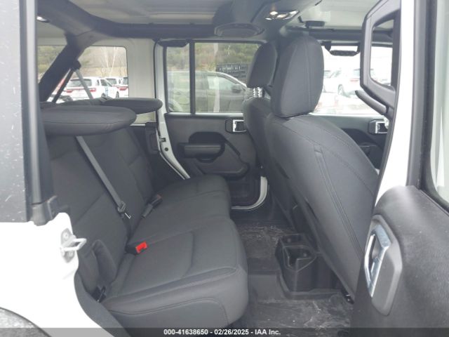 1C4HJXDG3NW155467 Jeep Wrangler Unlimited Willys 4x4
