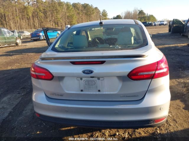 1FADP3J2XJL249894 Ford Focus Titanium