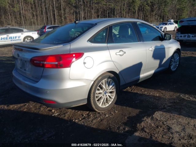 1FADP3J2XJL249894 Ford Focus Titanium