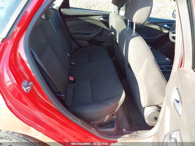 1FADP3F24FL367357 Ford FOCUS SE
