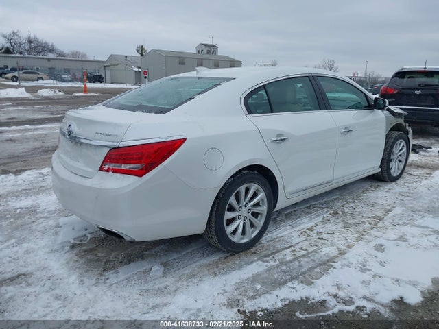 1G4GB5G33GF112770 Buick Lacrosse Leather