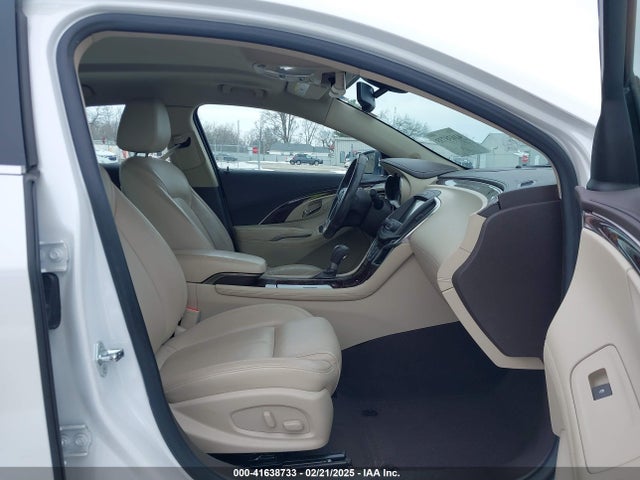 1G4GB5G33GF112770 Buick Lacrosse Leather