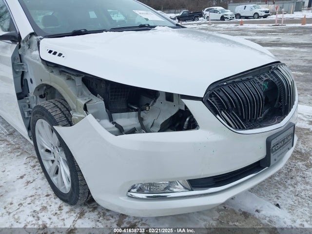 1G4GB5G33GF112770 Buick Lacrosse Leather