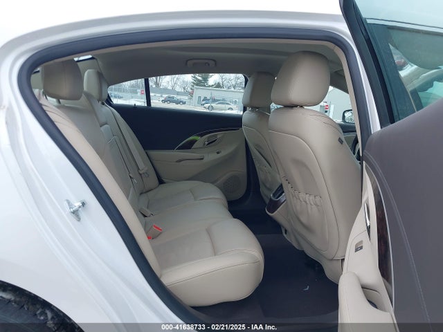1G4GB5G33GF112770 Buick Lacrosse Leather