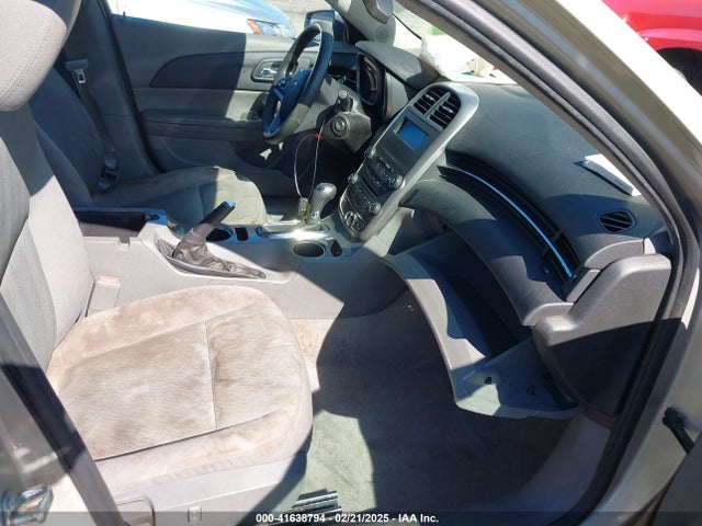 1G11B5SL0FF252123 Chevrolet MALIBU LS