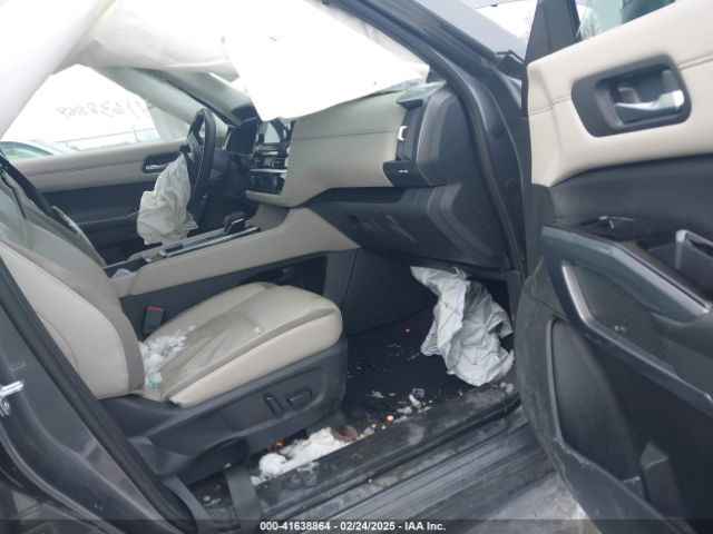 5N1DR3CC1NC264876 Nissan Pathfinder Sl 4wd