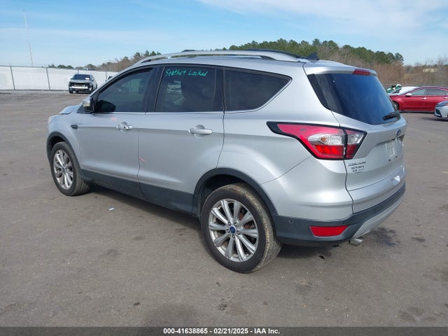 Ford Escape Titanium 2018 1FMCU9J99JUB17567 Image 3