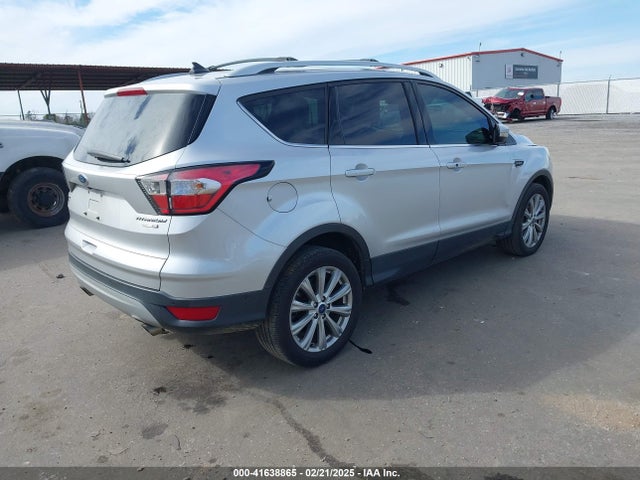 Ford Escape Titanium 2018 1FMCU9J99JUB17567 Image 4