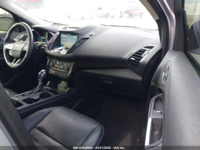 Ford Escape Titanium 2018 1FMCU9J99JUB17567 Image 5