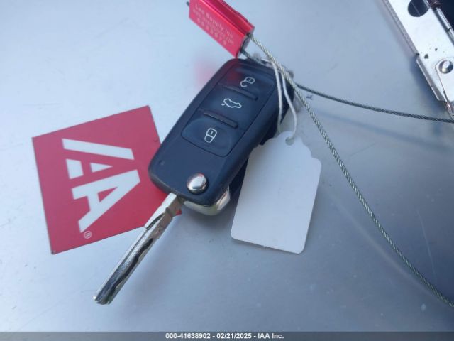2019 VOLKSWAGEN BEETLE 3VW5DAAT7KM506687 Photo 10