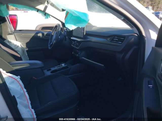 2023 FORD ESCAPE 1FMCU0GN8PUA64420 Photo 4