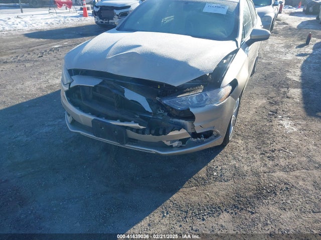 3FA6P0H78JR107957 Ford FUSION SE