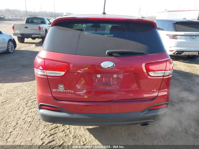 5XYPGDA53JG425123 KIA Sorento 3.3l Lx