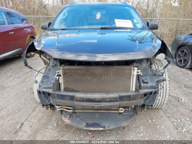 1GNKRFKD6HJ240927 Chevrolet Traverse Ls