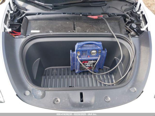 2024 TESLA MODEL Y 7SAYGDEE2RA335897 Photo 9