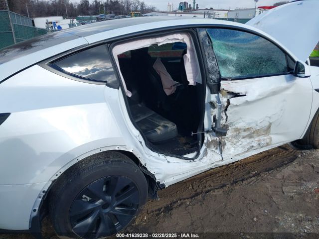 2024 TESLA MODEL Y 7SAYGDEE2RA335897 Photo 5