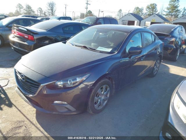 3MZBM1U77FM190425 Mazda Mazda3 I Sport