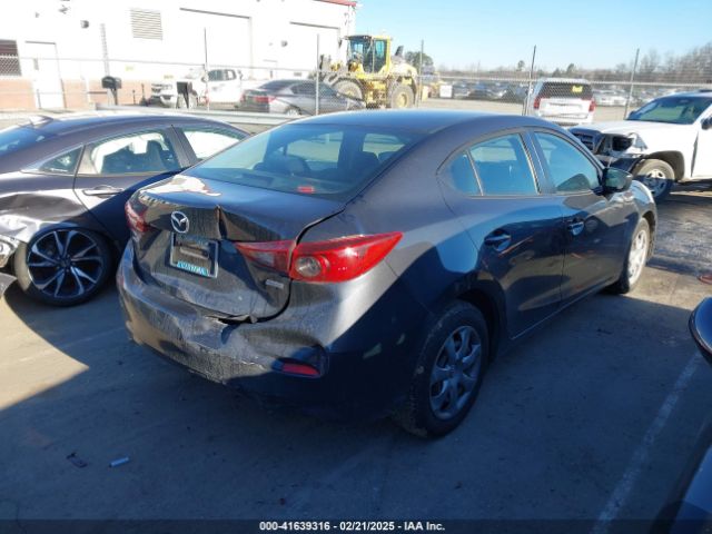 3MZBM1U77FM190425 Mazda Mazda3 I Sport