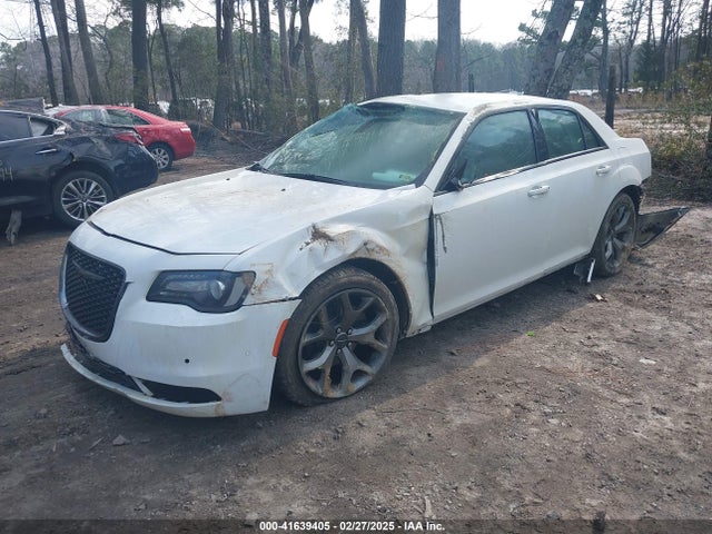 Chrysler 300 300s 2021 2C3CCABG1MH520380 Image 2