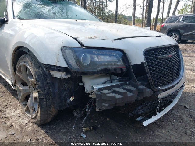 Chrysler 300 300s 2021 2C3CCABG1MH520380 Image 6