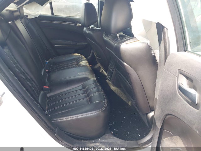 Chrysler 300 300s 2021 2C3CCABG1MH520380 Image 8