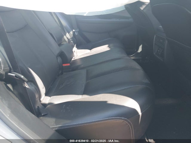 5N1AZ2CJ2PC131235 Nissan Murano Sl Fwd