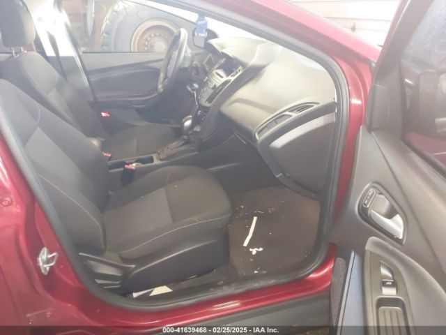 1FADP3K26HL331341 Ford FOCUS SE