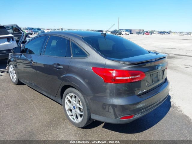 1FADP3F27FL293500 Ford FOCUS SE