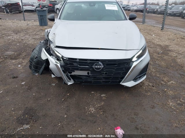 1N4BL4DV7RN434323 Nissan Altima Sv Fwd