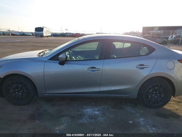 3MZBM1U74FM214972 Mazda Mazda3 I Sport