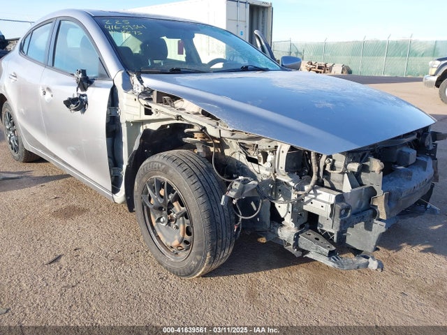 3MZBM1U74FM214972 Mazda Mazda3 I Sport