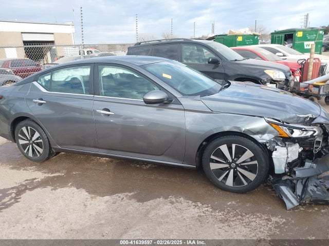 1N4BL4DV8MN341738 Nissan Altima Sv Fwd