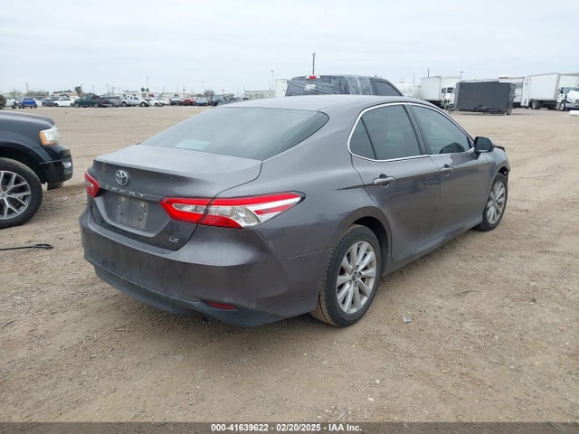 4T1B11HK6JU044219 Toyota CAMRY LE