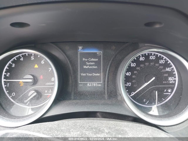 4T1B11HK6JU044219 Toyota CAMRY LE