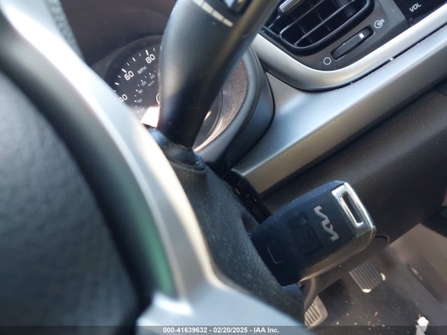 3KPA24AD0NE500469 KIA RIO S