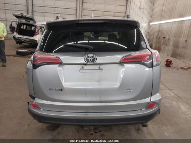 2T3BFREV2HW638757 Toyota RAV4 LE