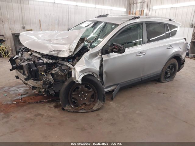 2T3BFREV2HW638757 Toyota RAV4 LE