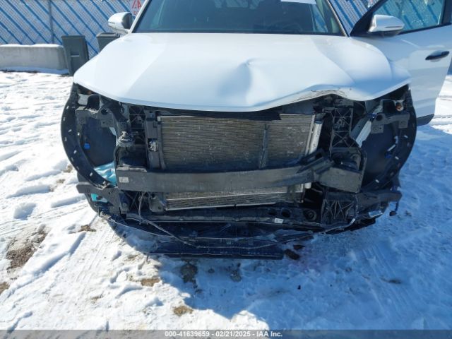 5NTJCDAE2RH093666 Hyundai Santa Cruz Sel