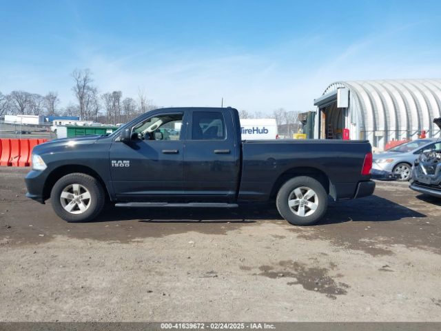 1C6RR7FG1JS327742 RAM 1500 Express  4x4 6'4 Box