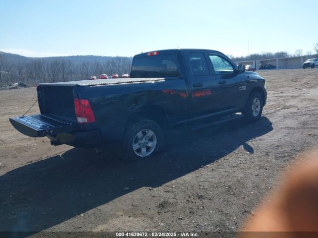 1C6RR7FG1JS327742 RAM 1500 Express  4x4 6'4 Box