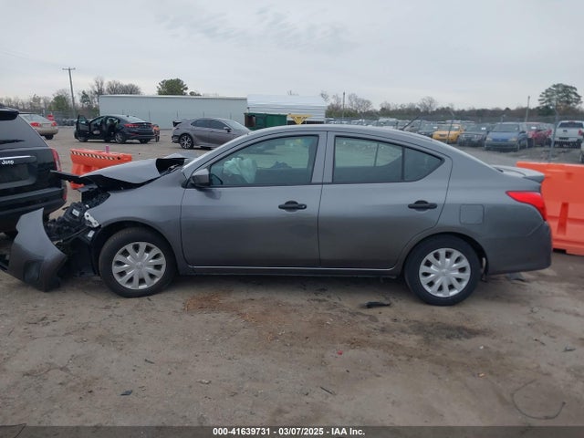 Nissan Versa 2019 3N1CN7APXKL802017 Image 14