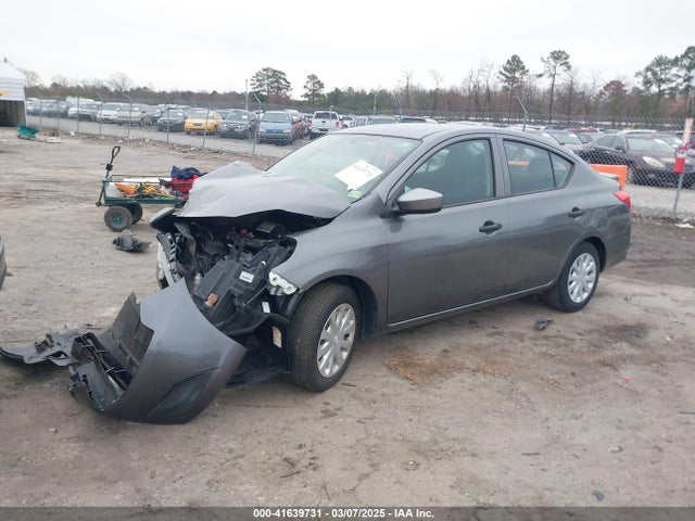 Nissan Versa 2019 3N1CN7APXKL802017 Image 2