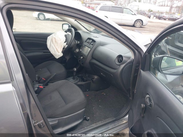 Nissan Versa 2019 3N1CN7APXKL802017 Image 5